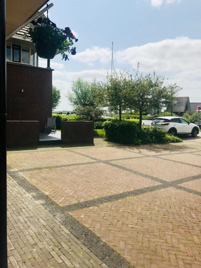 Gastenverblijf Villa Buitenplaats Wergea Contactloos Inchecken Naarderburen Luaran gambar